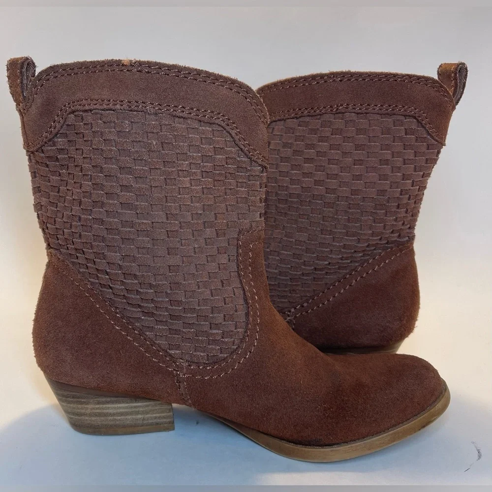 Nine West Vintage America Woven Suede‎ Boots Size 7.5M